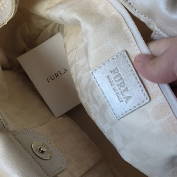 Furla Cream Woven Bag with Gold Accent - Picture 7 of 11